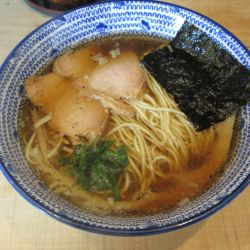 中華そば（870円）