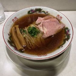 昔ながらの中華そば（麺固め¥1020）