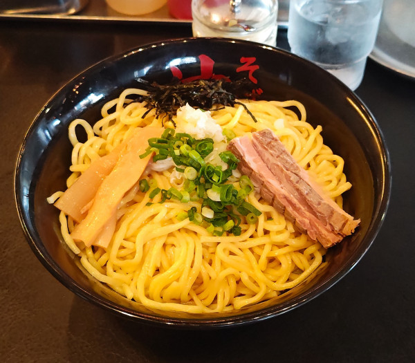 「油そばW盛」@東京油組総本店 池袋組の写真