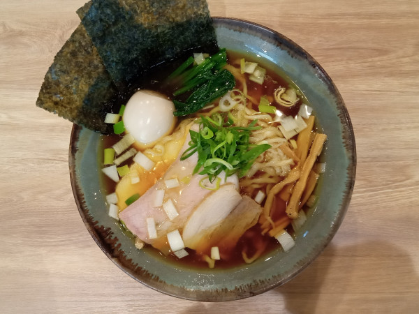 「特製醤油そば」@自家製麺250の写真