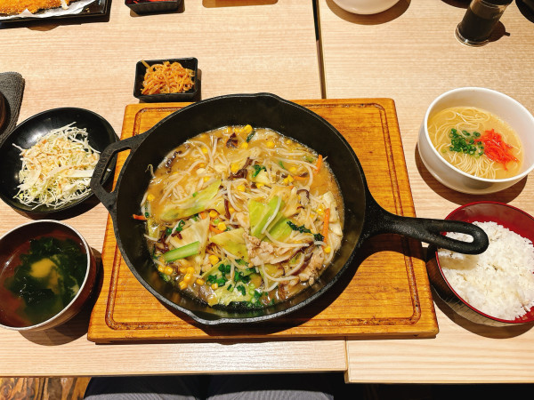 「焼きラーメン定食」@麺や おの食堂の写真