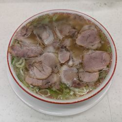 中華そば　930円