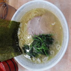 塩ラーメン900円硬濃！