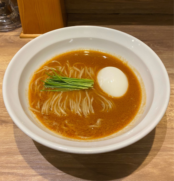 「[限定] 駿河湾産生桜海老そば(麺ハーフ)＆味玉」@麺庵 利休の写真