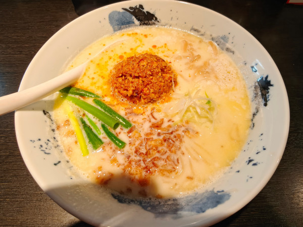 「豆乳鶏担々」@自家製麺 鶏そば 三歩一の写真