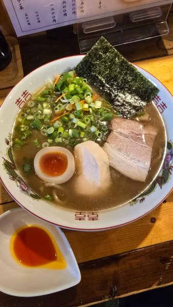 「魚介と和牛のらぁめん　1000円」@アンドレカンドレラーメンの写真