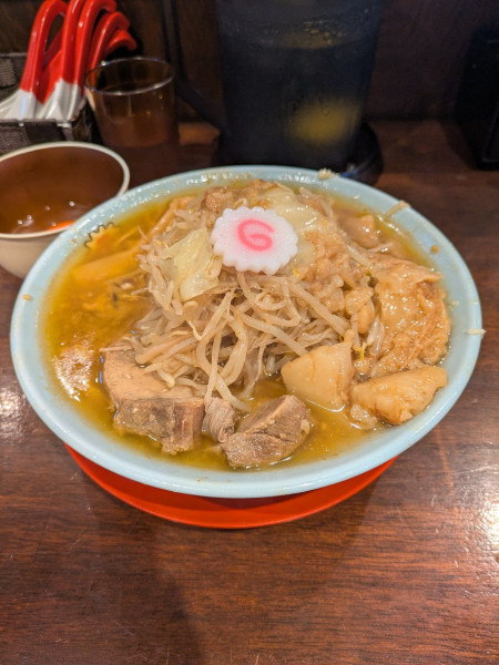 「ラーメン（半分）野菜ニンニクアブラ」@自家製麺 No11 ASAKUSAの写真