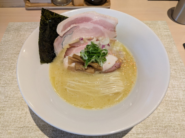 「鶏そば(塩)」@麺道 金獅子の写真