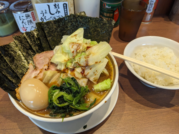 「特製ラーメン（固め・濃め）+キャベツ+半ライス」@家系ラーメン 大ちゃんの写真