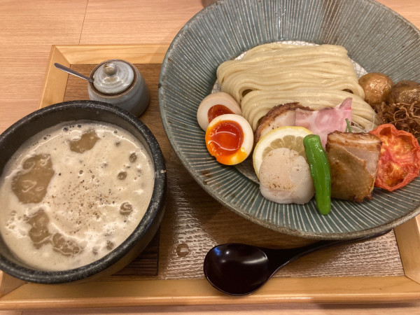 「特製帆立濃厚つけ麺」@柳橋さんりょうの写真