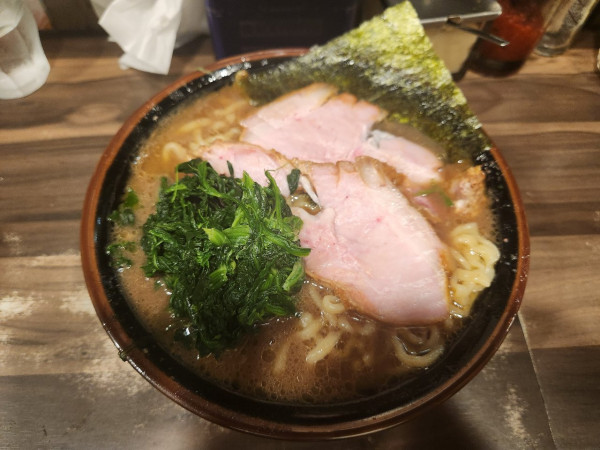 「ラーメン 柔らか目」@神田ラーメン わいず 神田本店の写真