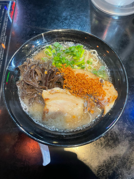 「黒丸ラーメン(790円)」@BBQBar&錦 KINの写真