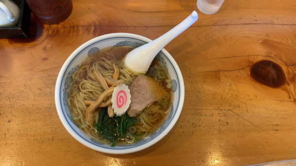 「ラーメン800」@いけまつの写真