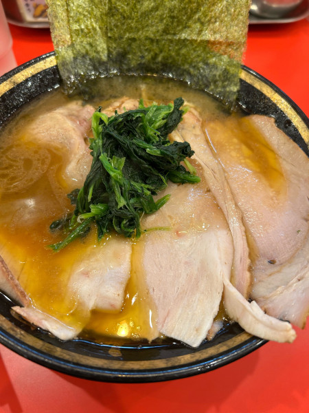 「燻製チャーシュー麺(中)＋ライス食べ放題」@横浜家系ラーメン 大輝家の写真