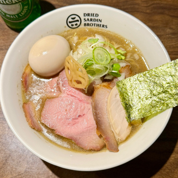 「特製煮干らーめん」@DRIED SARDIN BROTHERSの写真