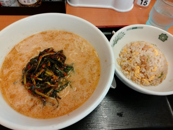 「豚骨ニラ南蛮＋半チャーハン」@日高屋 西船橋北口店の写真