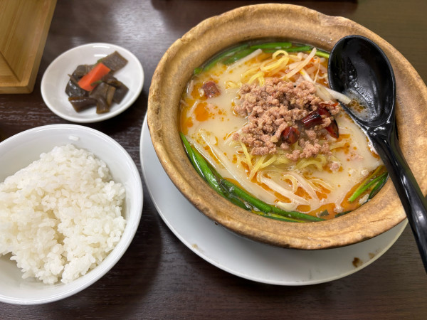 「豚骨麺」@中華料理 土鍋餃子の写真