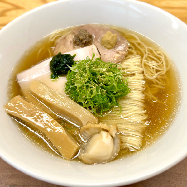 「エビ香る 塩ラーメン（1,000円）」@旬菜 新舟の写真