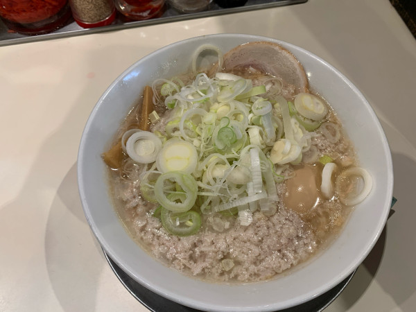 「特製ラーメン＋ネギ＋背脂ダブル」@環七ラーメン てらっちょの写真