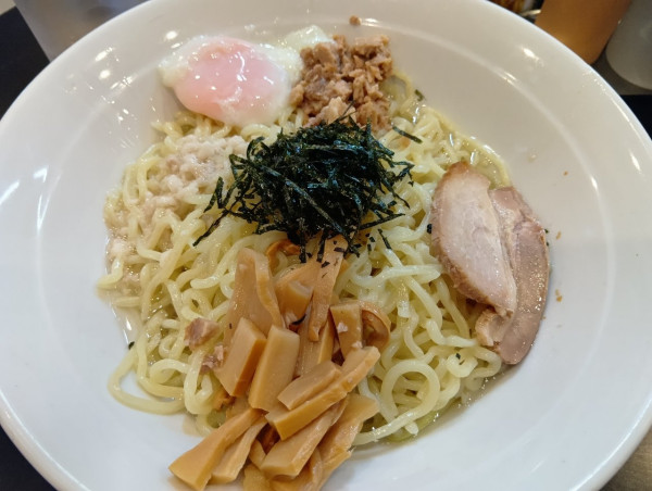 「油そばトリプル」@東京麺珍亭本舗 鶴巻町本店の写真