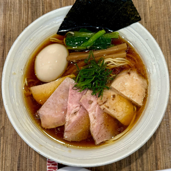 「特製醤油らぁ麺 ¥1,600」@麺屋 さくら井の写真