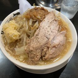 小ラーメン（麺200g）850円