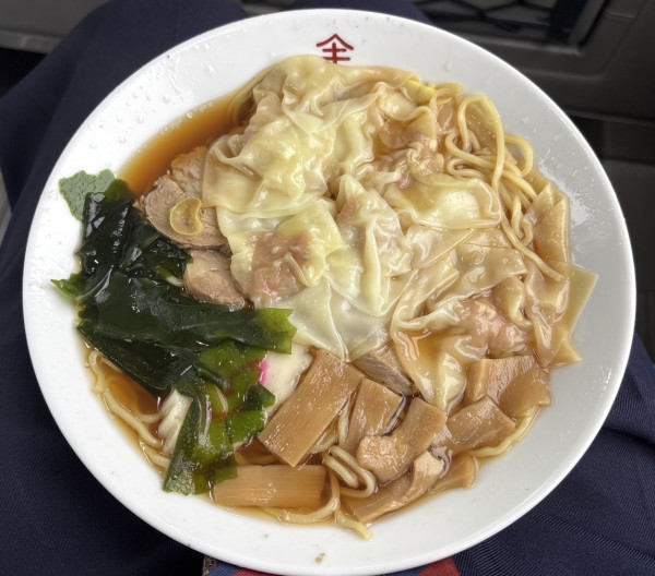 「チャーシューワンタンメン（出前）」@中華料理やまきの写真