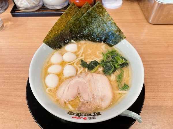 「ラーメン(醤油)+うずら増し」@町田商店 小牧店の写真