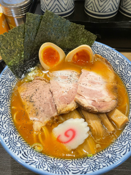 「特製中華そば」@中華そば 青竹の写真