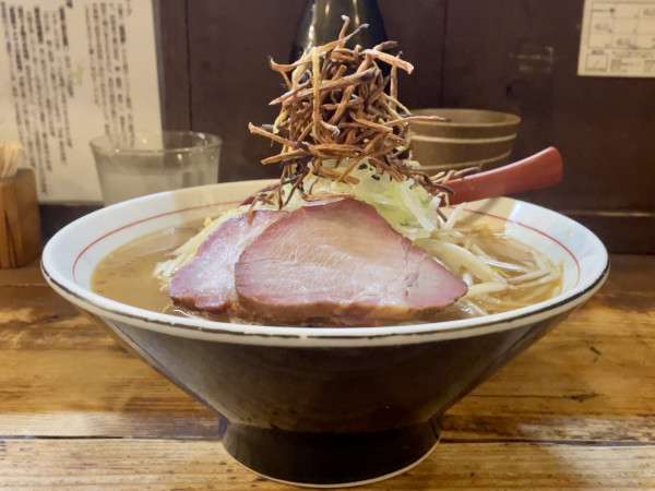 「サッポロ赤星 → 味噌らーめん」@東京味噌らーめん 鶉の写真