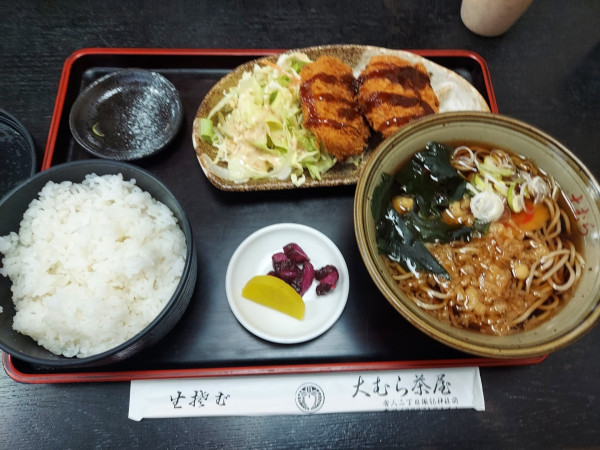 「たぬき蕎麦とコロッケライスセット 830円」@大むら茶屋の写真