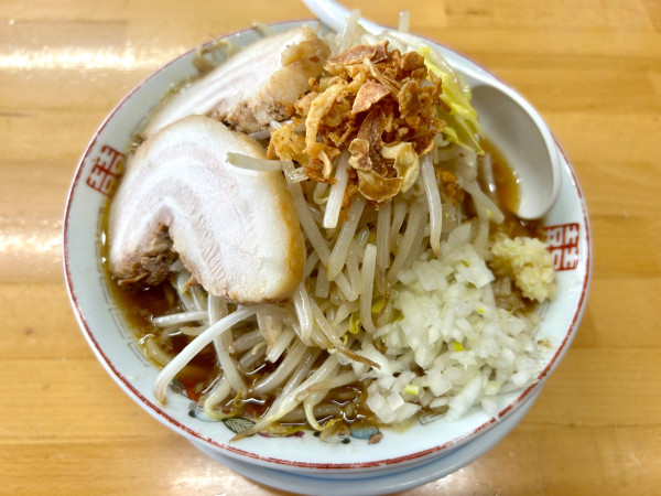「背脂ラーメン(970¥)」@ひかり食堂の写真