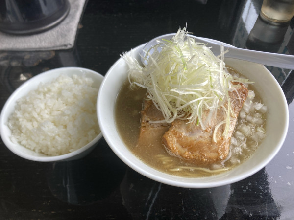 「ノーマル/タマネギ/ライス」@煮干中華そば のじじR 我孫子店の写真