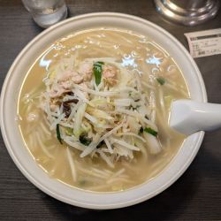 湯麺(たんめん)：1200円