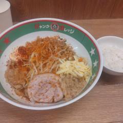 ジャンクガレッジ ジャンジャンデルノザウルス久喜IC店の画像