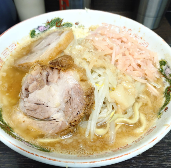 「ラーメン950円岩下の新生姜100円」@ラーメン二郎 川越店の写真