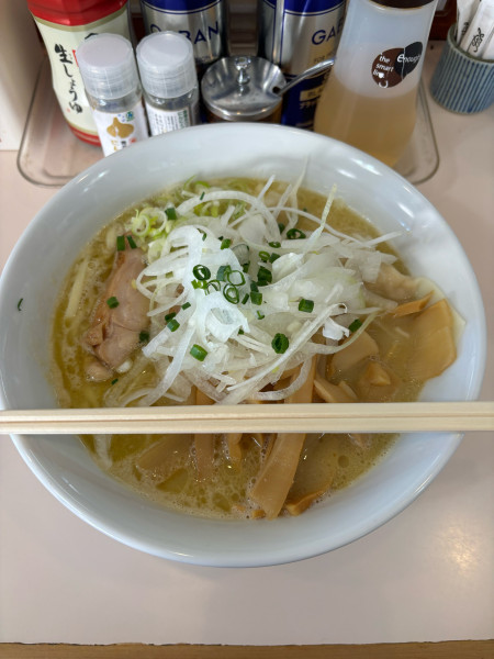 「鶏白湯 塩 (ﾒﾝﾏt.p)」@麺処 大木の写真