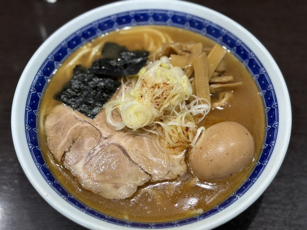 「塩ラーメン並　味玉」@中華そば べんてんの写真