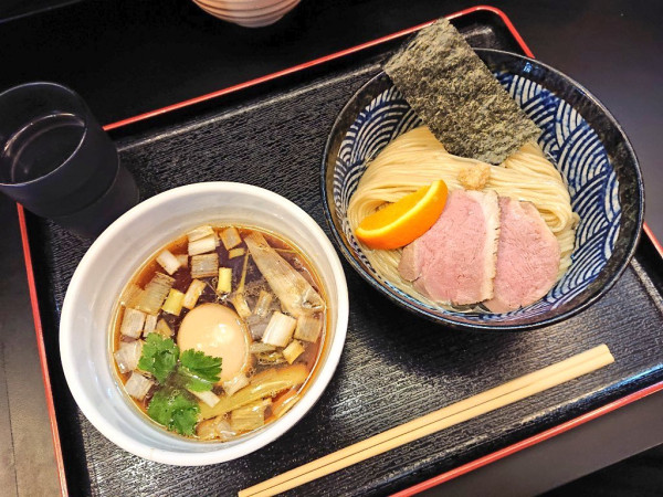 「鴨だし醤油つけ麺、味玉」@麺堂にしき 西武新宿店の写真