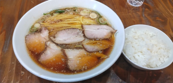 「たっちゃん豚そば」@麺屋たつみ 喜心 狭山店の写真