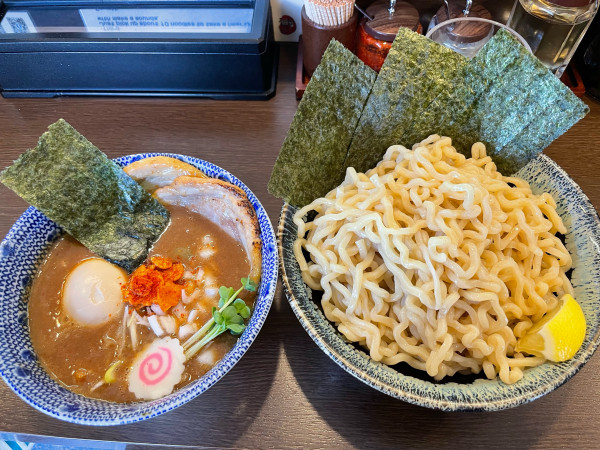 「特製黒つけ麺中盛り」@つけ麺 まるぶしの写真