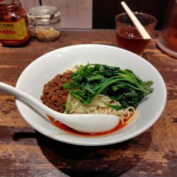 成都式汁なし担担麺¥1000小ごはん¥50