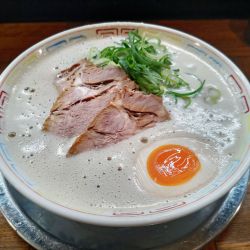 とんぼラーメン 900円