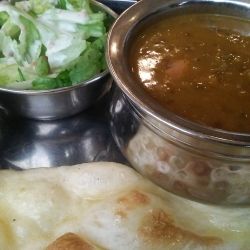 ランチ 1色カレーセット ダル（豆）カレー 1000円