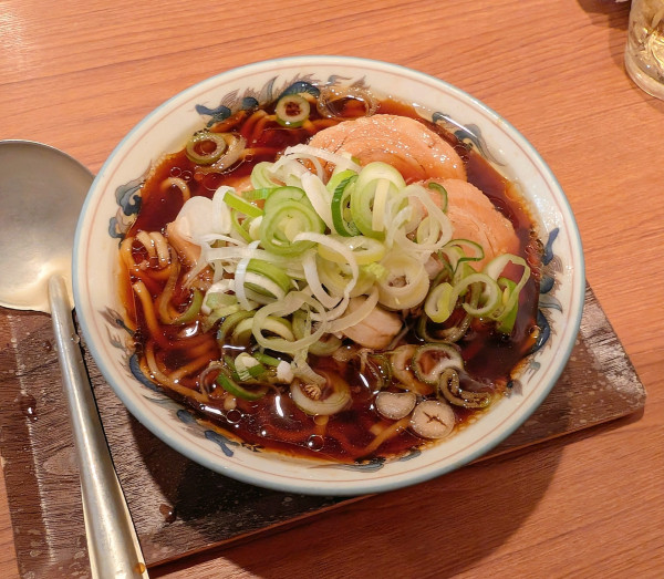 「金泉醤油ラーメン」@金泉の写真