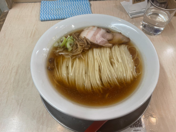 「稲庭中華そば」@食堂 七彩の写真