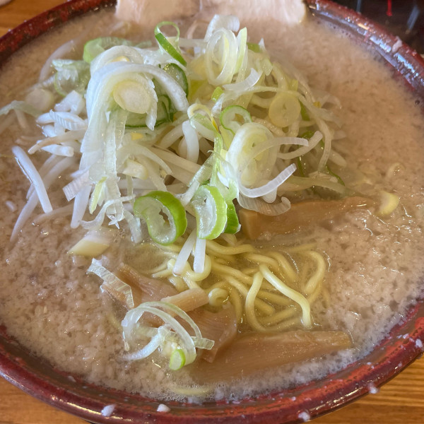「ラーメン 醤油 背脂2 880円 半麺-50円」@チャッチャ系らーめん もん吉の写真