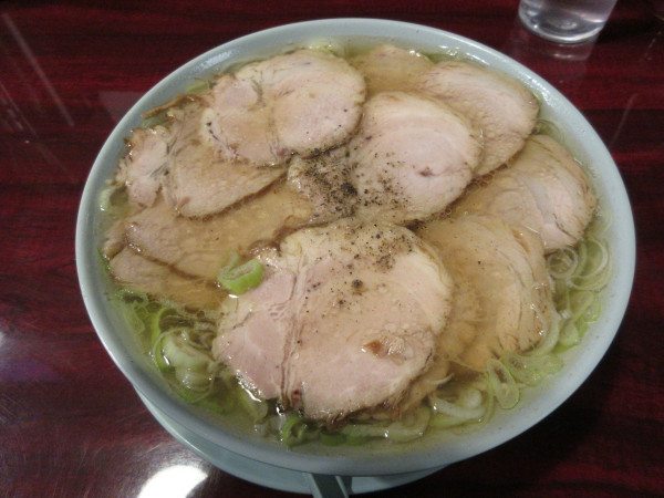 「チャーシューメン（１３５０円）」@中華そば すずきやの写真