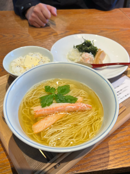 「越前紅ずわいがにラーメン」@RAMEN W 庄の×ど・みその写真