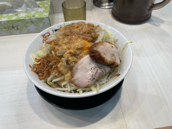 「汁無しラーメン　小」@ラーメン 豚っちの写真